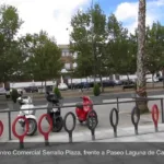 Descubre la magia de la Navidad en Belén Centro Comercial Serrallo Plaza – ¡Pasea por la Laguna de Cameros en Granada!